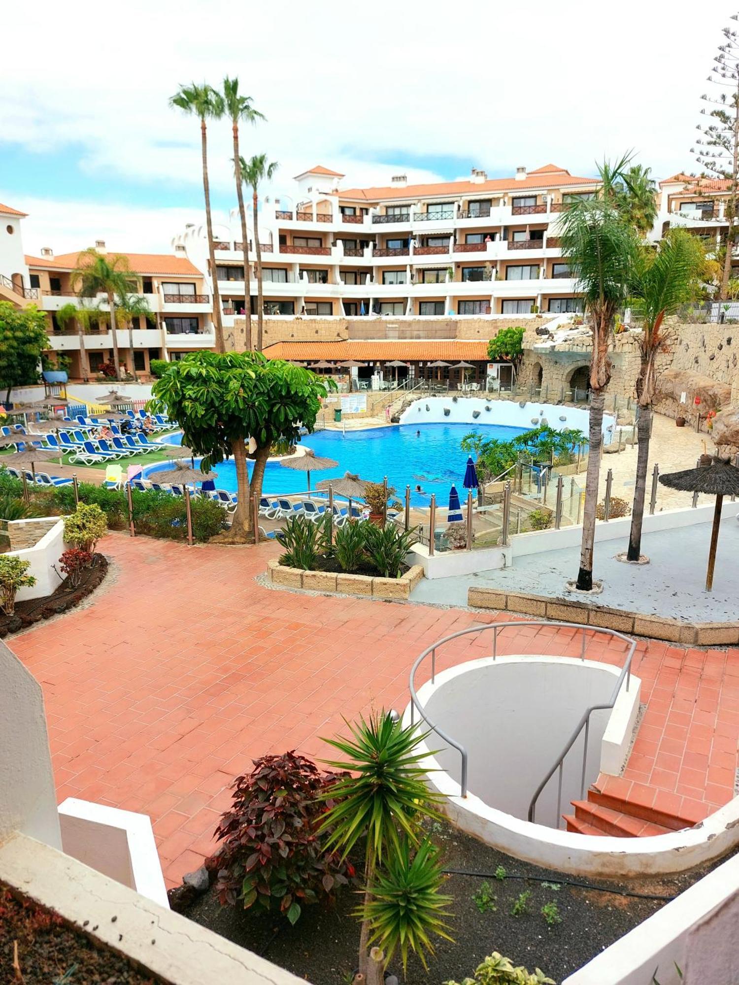 Maximar Apartment 8 Bed Places, Heated Swimmingpool Арона Екстер'єр фото